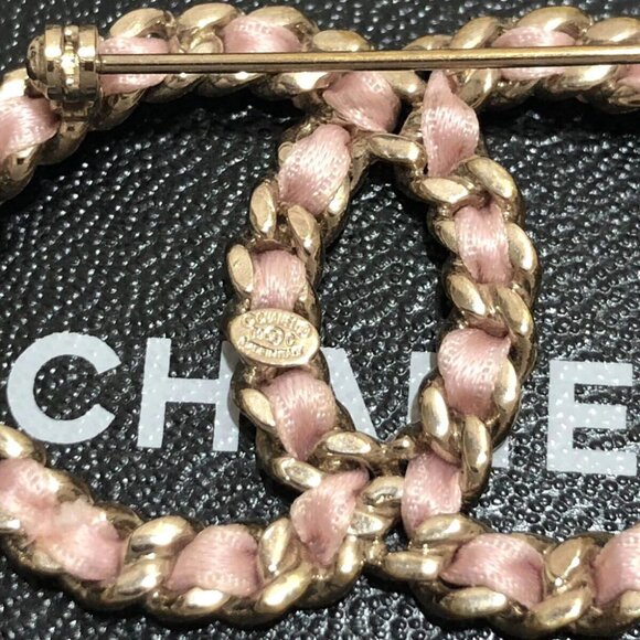 CHANEL CC Logo Pink Cord Heart Brooch Gold Tone Pin 09C Auth w/Box D-d1132 - Picture 6 of 9